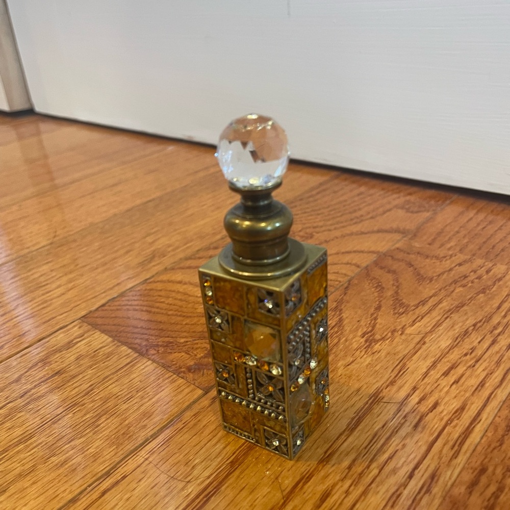 Decorative Gold and Brown Perfume Bottle - Picture 5 of 8